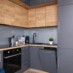 Przestronny Z Balkonem By Renters *