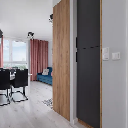 Przestronny Z Balkonem By Renters * Krakow