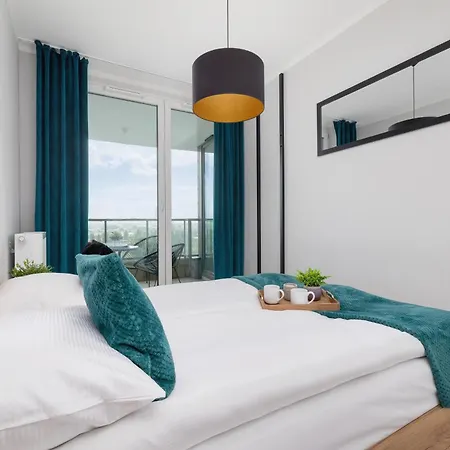 Apartment Przestronny Z Balkonem By Renters