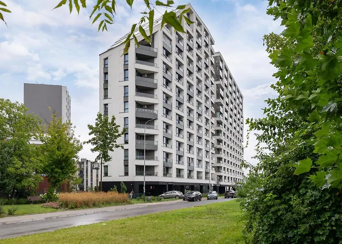 Przestronny Z Balkonem By Renters *